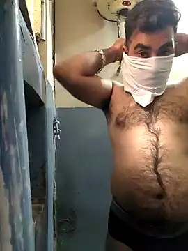 13lusty online show from 02/02/25, 06:58