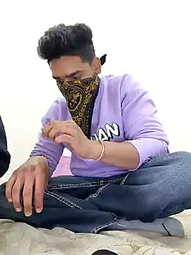 13lusty online show from 02/04/25, 06:14