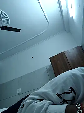 13lusty online show from 03/01/25, 11:06