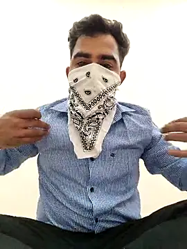 13lusty online show from 03/18/25, 07:19