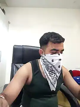 13lusty online show from 03/19/25, 09:17