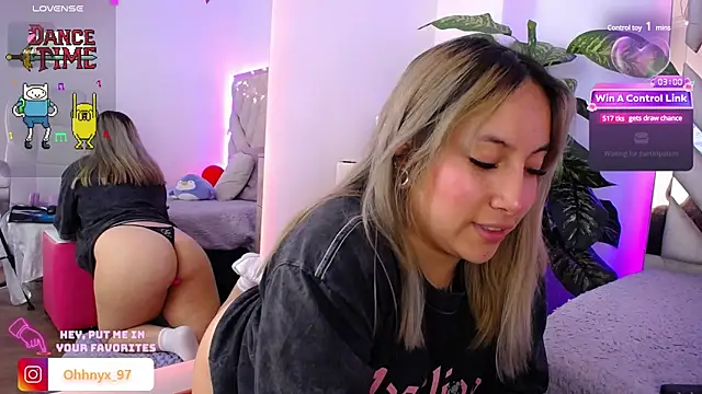 NyxAndria 1 online show from 03/09/25, 12:00