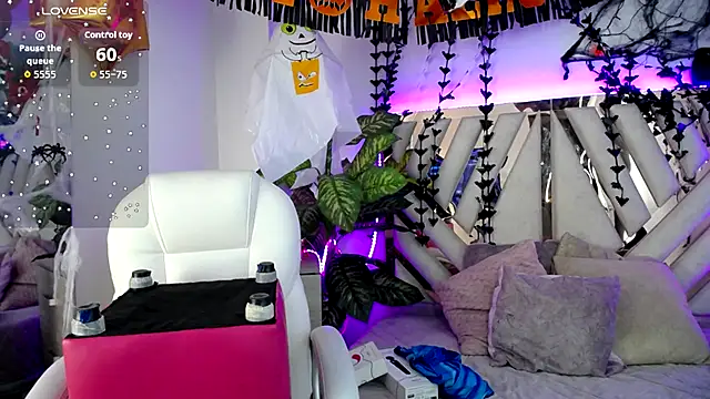 NyxAndria 1 online show from 10/18/25, 09:15