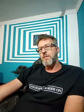 itsmeyes69 online show from 02/19/25, 09:14