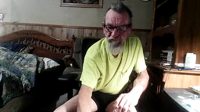 Snapshot of Aldick68 chatting on 03/01/25, 02:48 Aldick68 online show from 03/01/25, 02:48