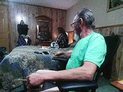 Snapshot of Aldick68 chatting on 03/23/25, 02:15 Aldick68 online show from 03/23/25, 02:15