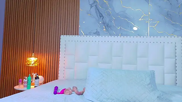 hotiergirl online show from 02/21/26, 11:55