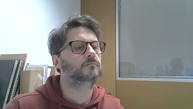 Snapshot of Cellino4 chatting on 01/28/25, 04:41 Cellino4 online show from 01/28/25, 04:41