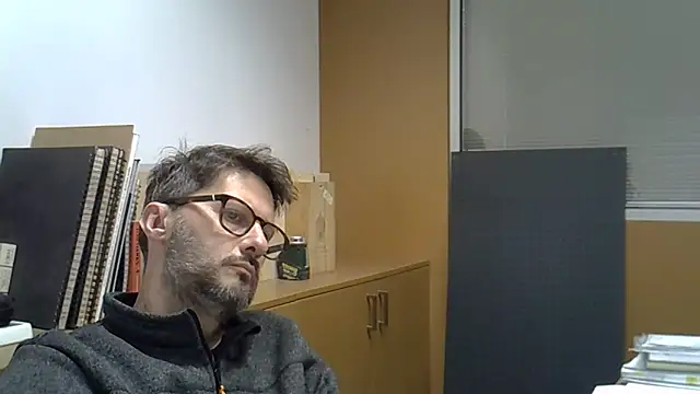 Snapshot of Cellino4 chatting on 03/14/25, 05:35 Cellino4 online show from 03/14/25, 05:35