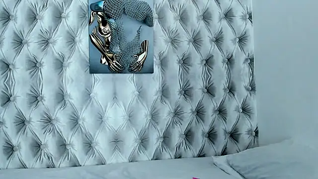 TaniaBellini online show from 03/08/25, 05:59