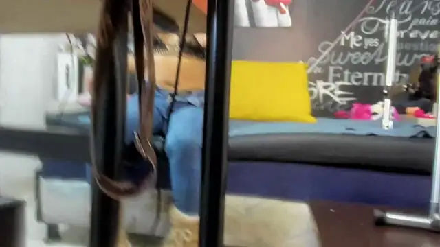 EmmySweett2 online show from 10/28/25, 02:20