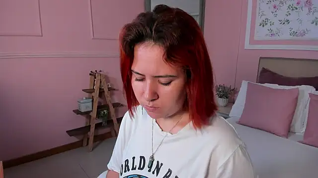 zoes milee online show from 02/26/25, 11:20