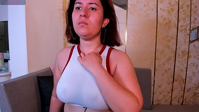 zoes milee online show from 03/12/25, 11:09