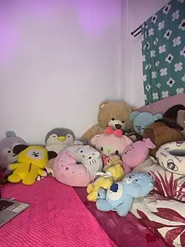 Selesumii online show from 02/15/26, 11:45