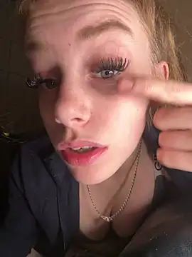 VioletxBlue online show from 03/26/26, 08:58