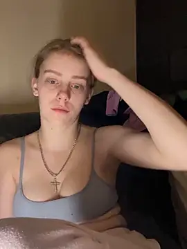 VioletxBlue online show from 04/12/26, 12:04