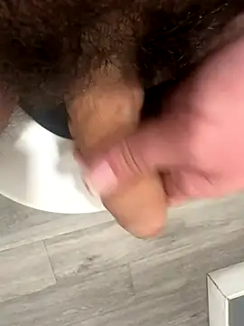 latinofhot online show from 12/20/25, 09:55