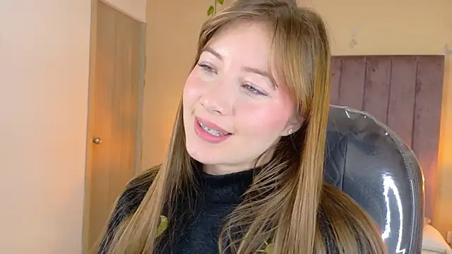 Dahlia Rousse online show from 02/10/26, 06:50