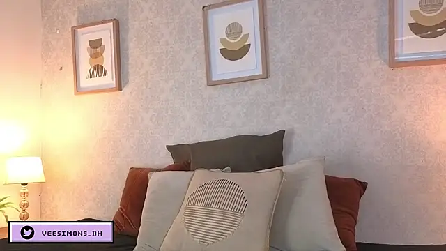 Veronica simons online show from 03/17/26, 09:18