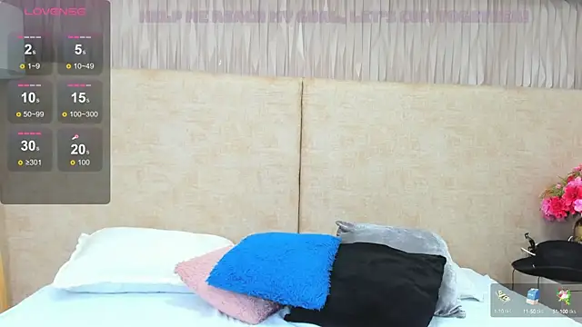 taylorsmiiith  online show from 02/01/25, 07:13