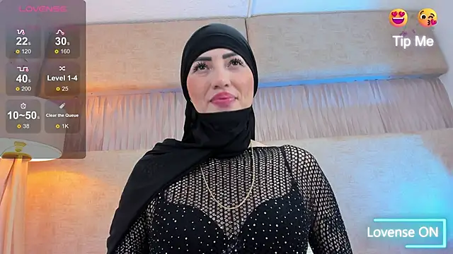 taylorsmiiith  online show from 03/11/25, 07:14