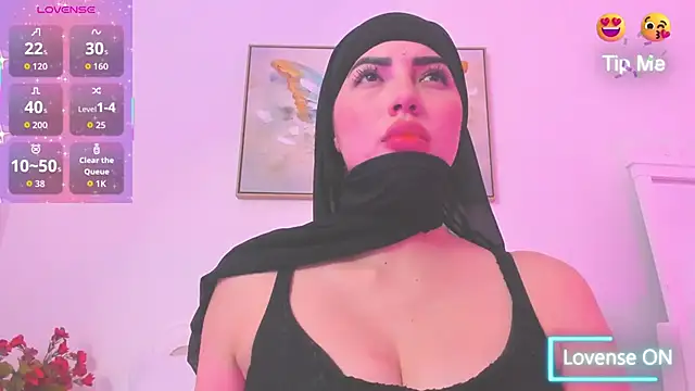 taylorsmiiith  online show from 12/04/25, 08:17