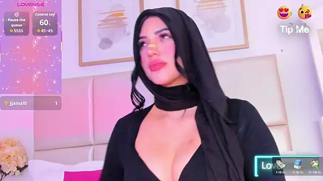 taylorsmiiith  online show from 02/27/26, 07:14