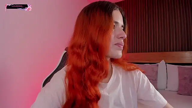 Snapshot of alliss_ginger_ chatting on 06/19/26, 09:51 alliss ginger online show from 06/19/26, 09:51