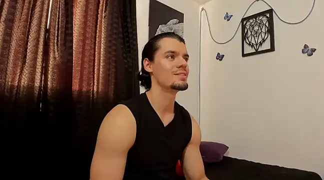 Snapshot of maxi_styles chatting on 01/12/25, 10:12 maxi styles online show from 01/12/25, 10:12