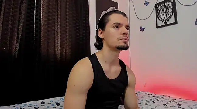 Snapshot of maxi_styles chatting on 03/01/25, 08:42 maxi styles online show from 03/01/25, 08:42