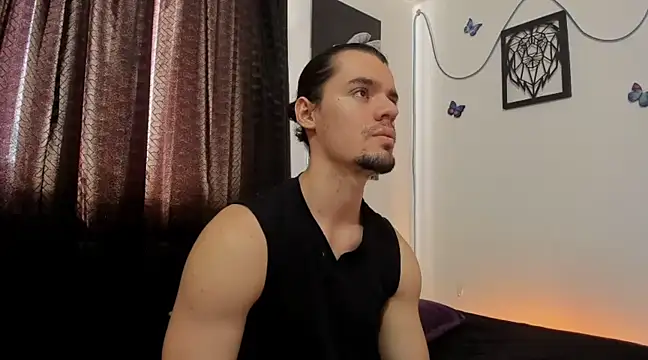 Snapshot of maxi_styles chatting on 03/16/25, 08:21 maxi styles online show from 03/16/25, 08:21