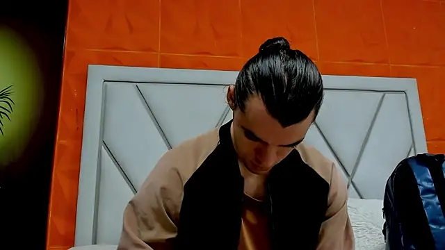 Snapshot of maxi_styles chatting on 02/28/26, 11:22 maxi styles online show from 02/28/26, 11:22