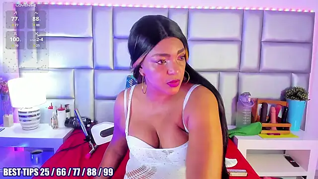 Snapshot of LovelyNickii chatting on 02/11/26, 12:43 LovelyNickii online show from 02/11/26, 12:43