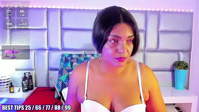 Snapshot of LovelyNickii chatting on 02/13/26, 01:07 LovelyNickii online show from 02/13/26, 01:07