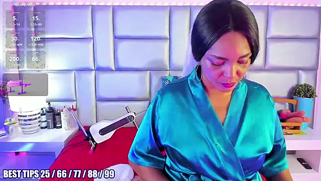 Snapshot of LovelyNickii chatting on 02/27/26, 12:38 LovelyNickii online show from 02/27/26, 12:38