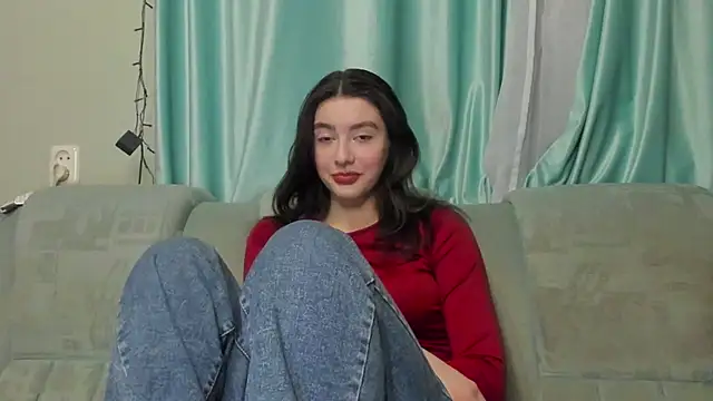 Snapshot of honey_love_honeyy chatting on 01/23/25, 06:45 honey love honeyy online show from 01/23/25, 06:45