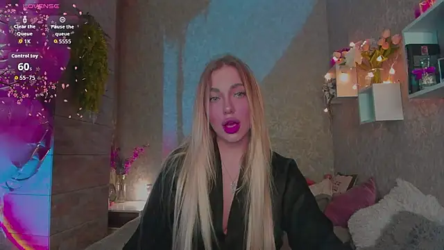 Mika Rayy online show from 02/27/26, 08:31