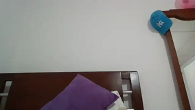 squirtlatinx online show from 07/28/26, 02:24