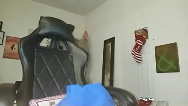 Snapshot of BaByArM81 chatting on 10/29/25, 10:11 BaByArM81 online show from 10/29/25, 10:11