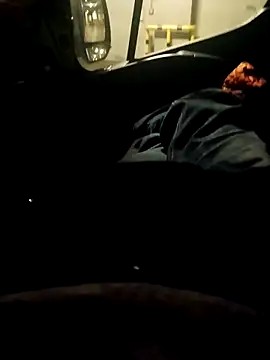 Snapshot of Lukas2204 chatting on 10/07/25, 02:09 Lukas2204 online show from 10/07/25, 02:09