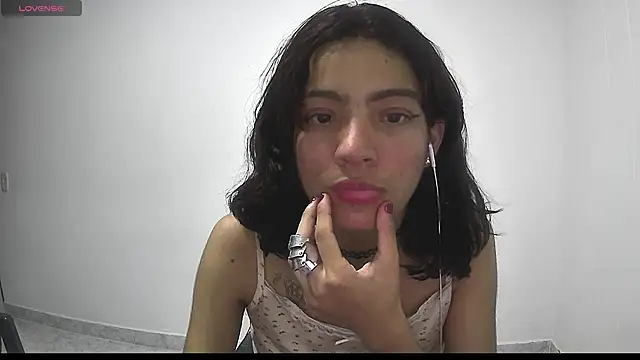 Lovelyamyy online show from 02/20/25, 11:54