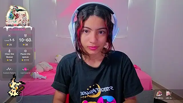 Lovelyamyy online show from 12/04/25, 08:17