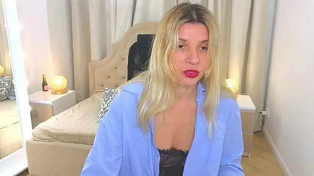 M I A M I A online show from 09/19/25, 11:44