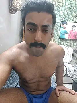 vaibhavchugh38 online show from 02/14/25, 11:42