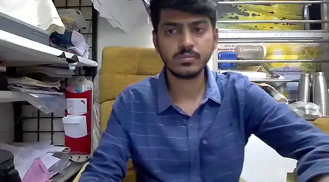 Snapshot of cute_modell chatting on 03/18/25, 12:25 cute modell online show from 03/18/25, 12:25