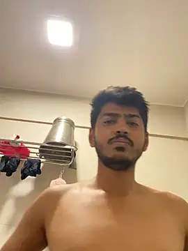 Snapshot of cute_modell chatting on 03/23/25, 07:31 cute modell online show from 03/23/25, 07:31