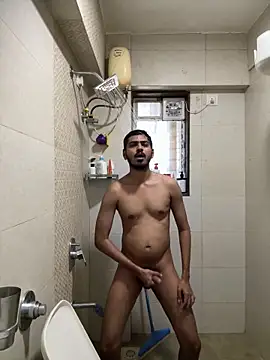 Snapshot of cute_modell chatting on 10/15/25, 05:18 cute modell online show from 10/15/25, 05:18