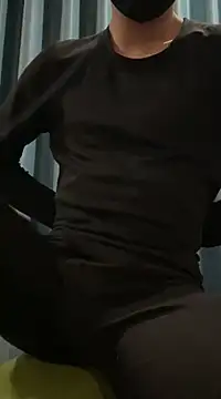 Snapshot of yfx468 chatting on 02/13/25, 03:14 yfx468 online show from 02/13/25, 03:14