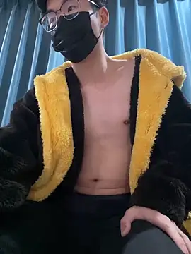 Snapshot of yfx468 chatting on 03/09/25, 05:06 yfx468 online show from 03/09/25, 05:06