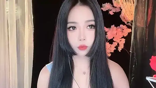 Snapshot of ying-love520 chatting on 03/03/25, 07:10 ying-love520 online show from 03/03/25, 07:10